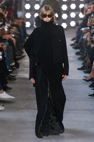 Look 31